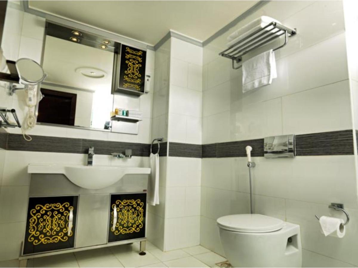 Wh Hotel Beirut Exteriör bild