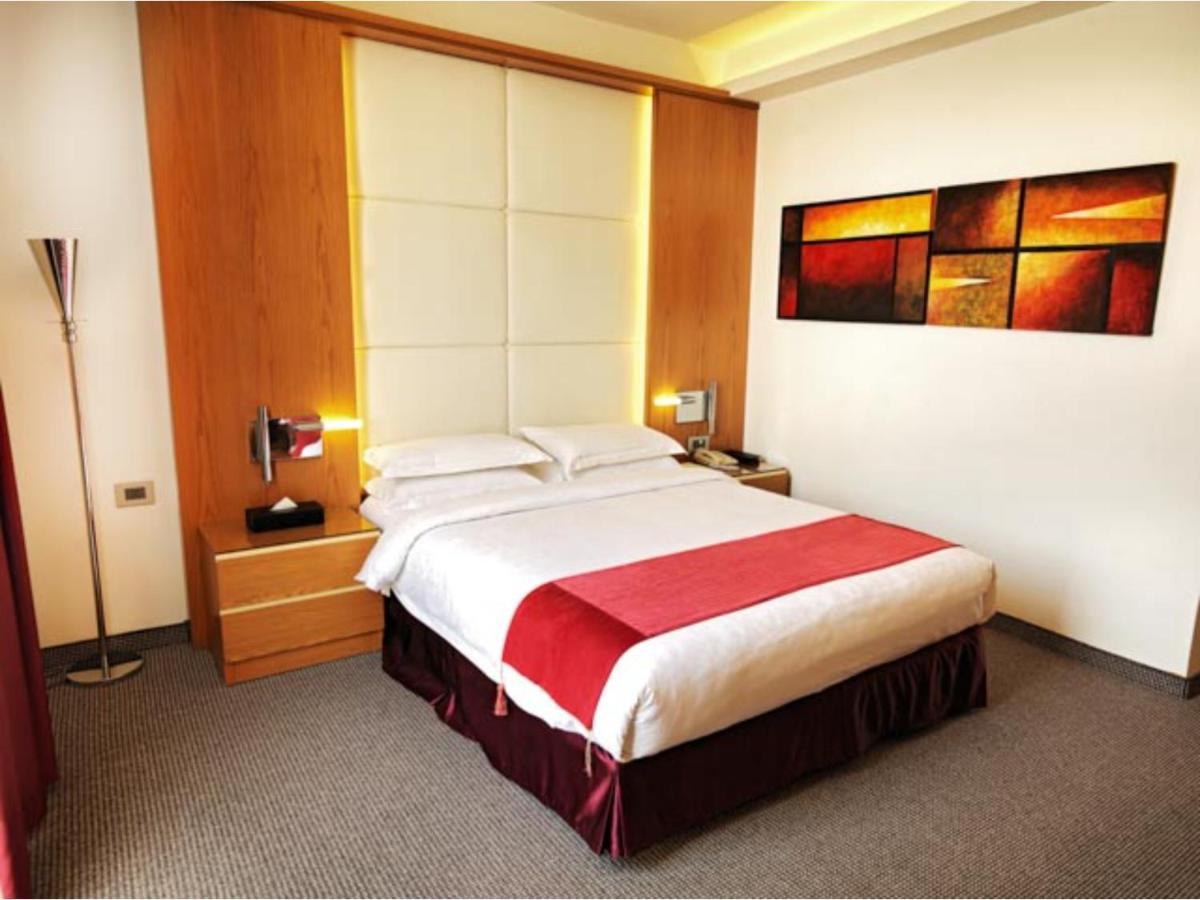 Wh Hotel Beirut Exteriör bild