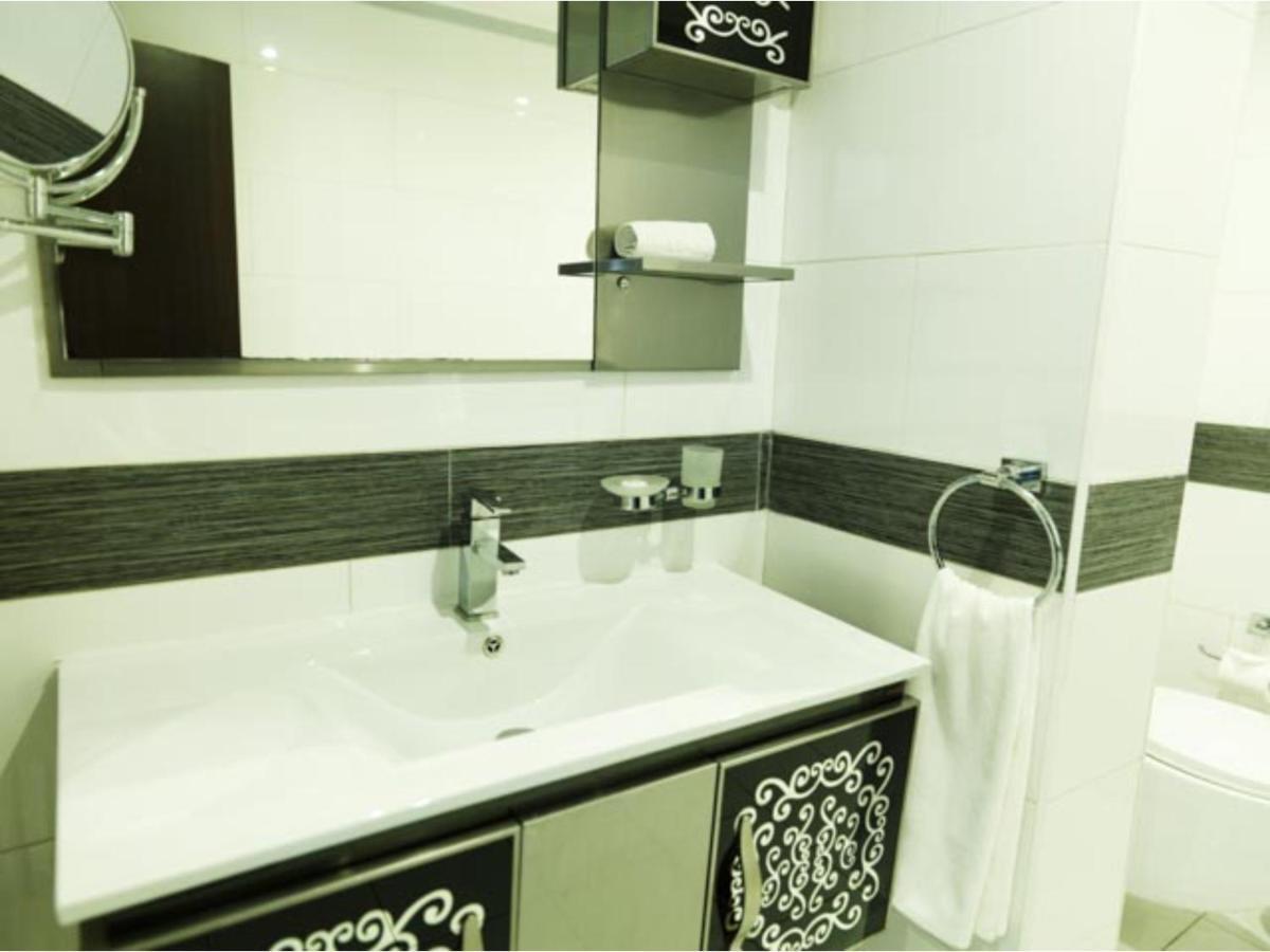 Wh Hotel Beirut Exteriör bild