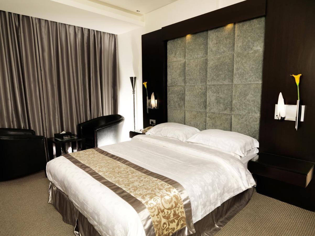 Wh Hotel Beirut Exteriör bild