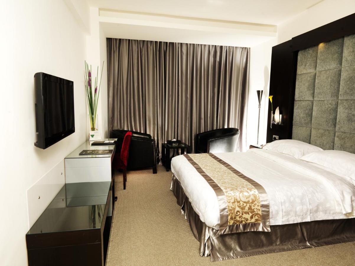 Wh Hotel Beirut Exteriör bild