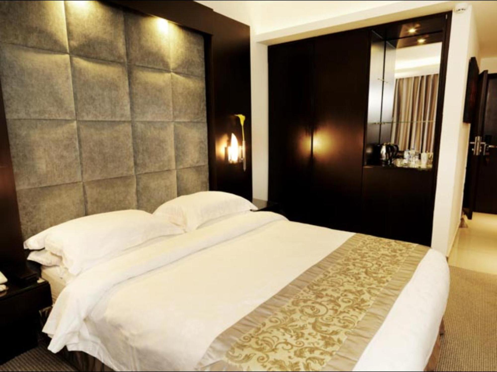 Wh Hotel Beirut Exteriör bild
